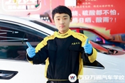 【精英之路】與其廉價打工  不如學技術提升自己