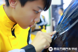 [汽車美容快修]學(xué)汽車美容快修開店怎么樣