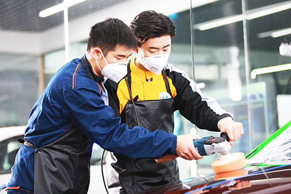 學汽車就選西安萬通 高薪就業(yè)有保證