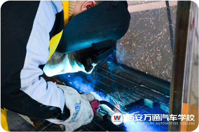 汽修行業發展下，西安萬通如何培養可用之才