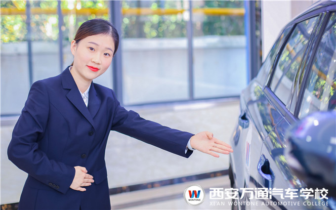不知道汽車機油怎么挑，小萬來幫你