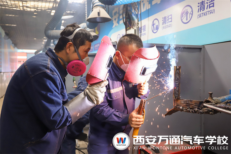 打工青年怎么在短期內學會焊接技術？
