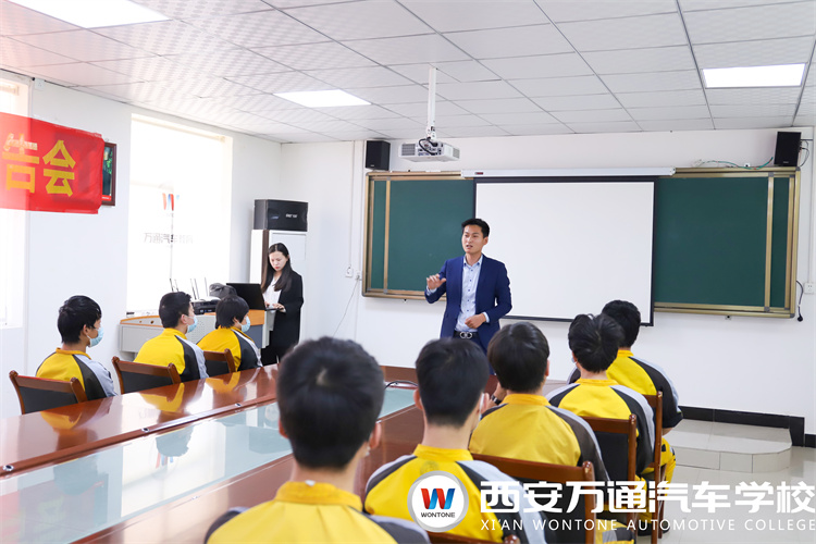 成功學子母校行|情系萬通 再回夢想起點！
