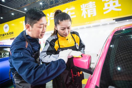 從打工人到創(chuàng)業(yè)人，學(xué)習(xí)汽車美容就對(duì)了！