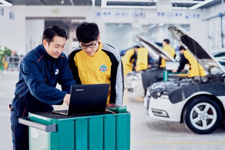 學(xué)汽修前景怎么樣？四個方面幫你深刻剖析汽修行業(yè)發(fā)展前景！